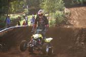 Photo MaitreFou - Auteur : Michael & Priscilla - Mots clés :  moto motocross terre saut vitesse championnat tampon 