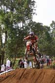 Photo MaitreFou - Auteur : Michael & Priscilla - Mots clés :  moto motocross terre saut vitesse championnat tampon 