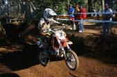 Photo MaitreFou - Auteur : Michael - Mots clés :  moto motocross terre saut vitesse championnat tampon 