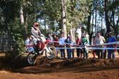 Photo MaitreFou - Auteur : Michael - Mots clés :  moto motocross terre saut vitesse championnat tampon 