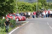 Photo MaitreFou - Auteur : Michael - Mots clés :  auto public accident rallye plaine des palmistes 