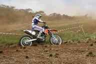 Photo MaitreFou - Auteur : Equipe MaitreFou - Mots clés :  moto motocross terre endurance tampon tsm poussiere 