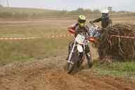 Photo MaitreFou - Auteur : Equipe MaitreFou - Mots clés :  moto motocross terre endurance tampon tsm poussiere 