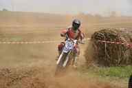 Photo MaitreFou - Auteur : Equipe MaitreFou - Mots clés :  moto motocross terre endurance tampon tsm poussiere 