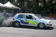 Photo MaitreFou - Auteur : Benjamin - Mots clés :  auto cfg circuit run tc pneu burn and drag pousse 