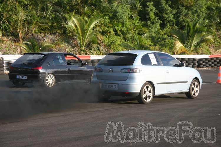 Photo MaitreFou - Auteur : MaitreFou & Michael - Mots clés :  auto moto run pousse performances dragster chronos 