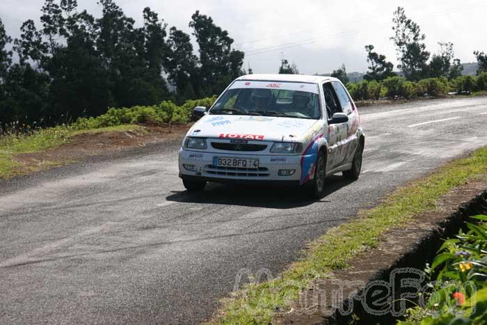 Photo MaitreFou - Auteur : Michael & Benjamin - Mots clés :  auto rallye tampon les canots etang sale etape tour 