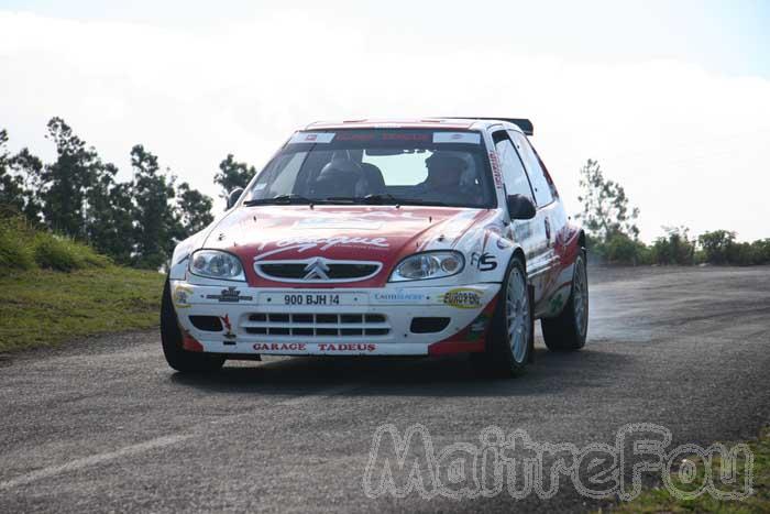 Photo MaitreFou - Auteur : Michael & Benjamin - Mots clés :  auto rallye tampon les canots etang sale etape tour 