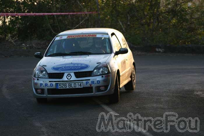 Photo MaitreFou - Auteur : Michael & Benjamin - Mots clés :  auto rallye tampon les canots etang sale etape tour 