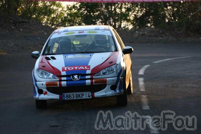 Photo MaitreFou - Auteur : Michael & Benjamin - Mots clés :  auto rallye tampon les canots etang sale etape tour 