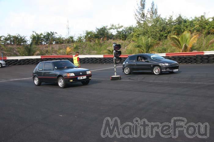 Photo MaitreFou - Auteur : Michael & Benjamin - Mots clés :  auto run pousse performances chronos run974 felix guichard 