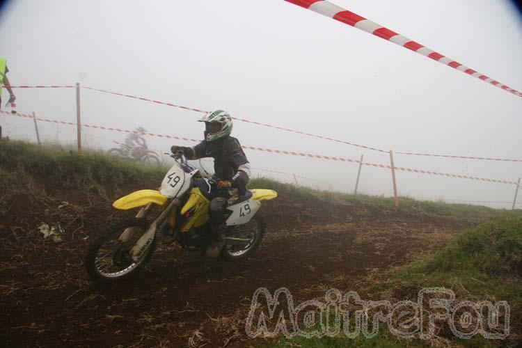 Photo MaitreFou - Auteur : Michael - Mots clés :  moto motocross terre saut championnat endurance grand coude 6h saint joseph 