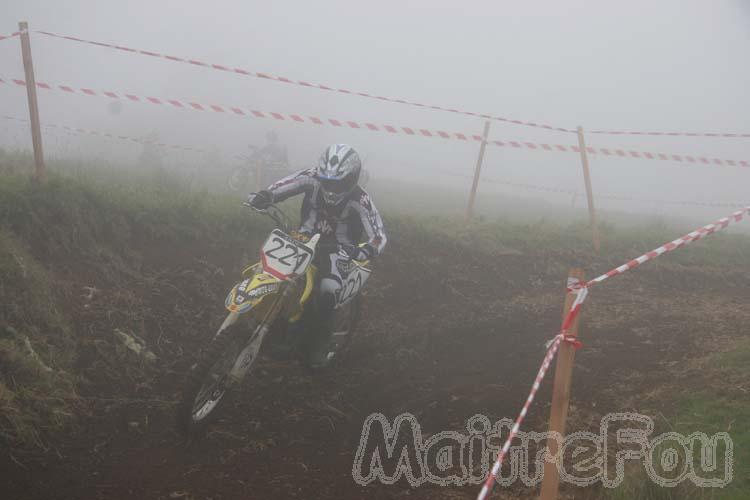 Photo MaitreFou - Auteur : Michael - Mots clés :  moto motocross terre saut championnat endurance grand coude 6h saint joseph 