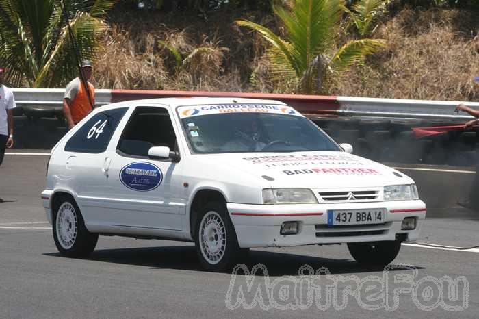 Photo MaitreFou - Auteur : Michael et Mumu - Mots clés :  auto moto run pousse performances felix guichard dragster soleil evo subaru diesel td moto cyclo dragster records temps ghost car turbo hayabusa quad gsxr 