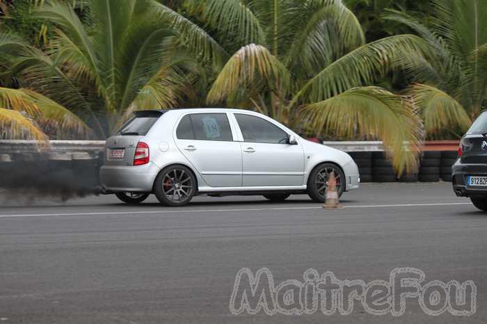 Photo MaitreFou - Auteur : Equipe MaitreFou - Mots clés :  auto run pousse performances circuit felix guichard soleil 