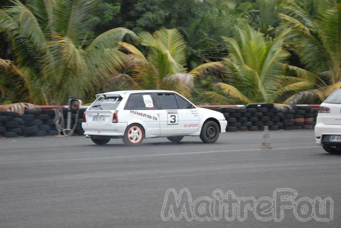 Photo MaitreFou - Auteur : Equipe MaitreFou - Mots clés :  auto run pousse performances circuit felix guichard soleil 