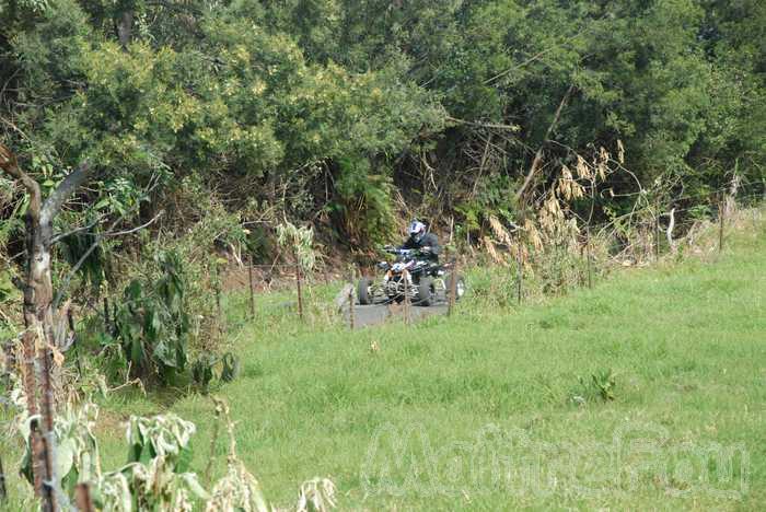 Photo MaitreFou - Auteur : Equipe MaitreFou - Mots clés :  moto course de cote bitume petit tampon championnat quad routiere trail supermotard 