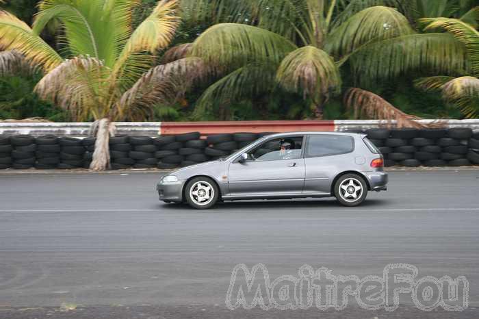 Photo MaitreFou - Auteur : Equipe MaitreFou - Mots clés :  auto cfg circuit pilotage jap974 