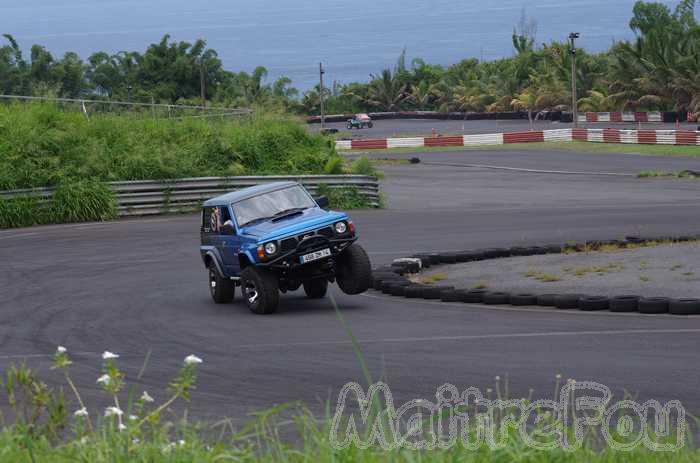 Photo MaitreFou - Auteur : Equipe MaitreFou - Mots clés :  auto cfg circuit associations clubs decouverte run974 jap974 maitrefou tmvr mazda seat subaru 4x4 sprintcar 