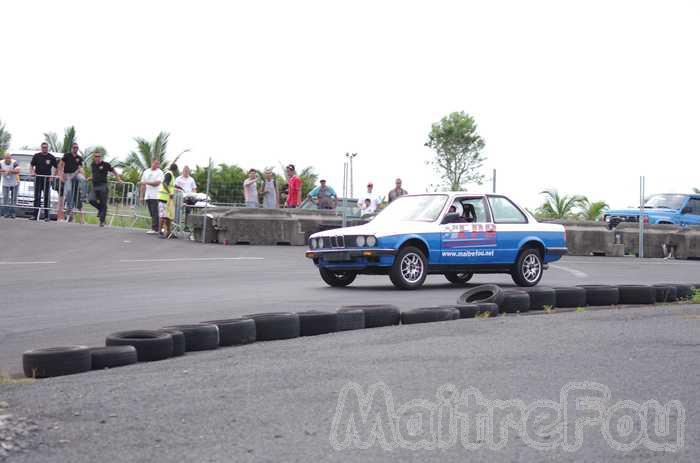 Photo MaitreFou - Auteur : Equipe MaitreFou - Mots clés :  auto cfg circuit associations clubs decouverte run974 jap974 maitrefou tmvr mazda seat subaru 4x4 sprintcar 