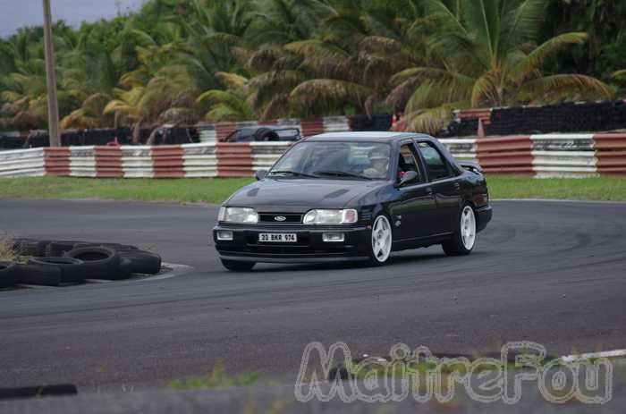 Photo MaitreFou - Auteur : Equipe MaitreFou - Mots clés :  auto cfg circuit associations clubs decouverte run974 jap974 maitrefou tmvr mazda seat subaru 4x4 sprintcar 