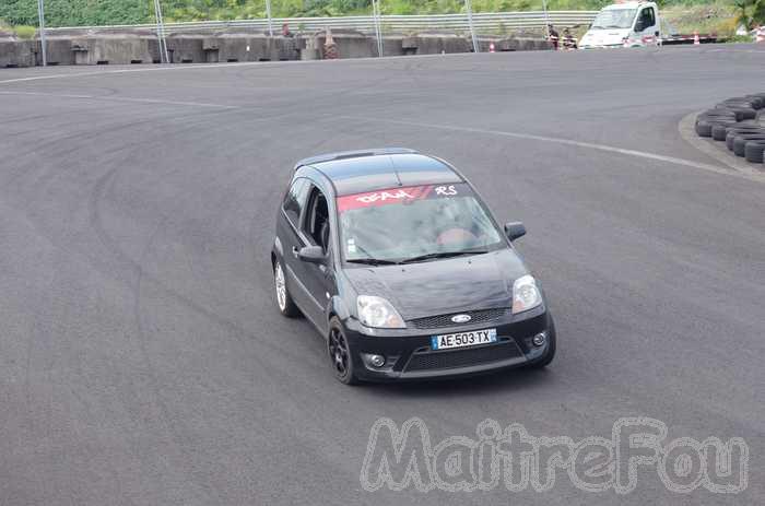 Photo MaitreFou - Auteur : Equipe MaitreFou - Mots clés :  auto cfg circuit associations clubs decouverte run974 jap974 maitrefou tmvr mazda seat subaru 4x4 sprintcar 