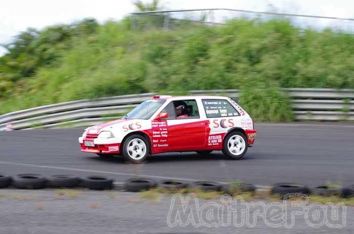 Photo MaitreFou - Auteur : Equipe MaitreFou - Mots clés :  auto cfg circuit associations clubs decouverte run974 jap974 maitrefou tmvr mazda seat subaru 4x4 sprintcar 