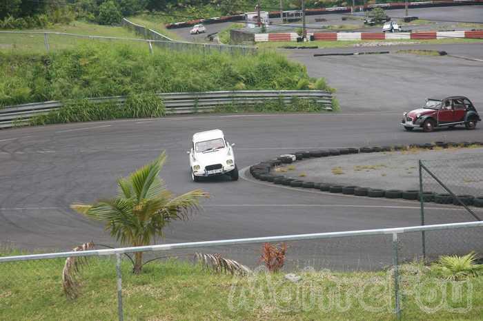 Photo MaitreFou - Auteur : Equipe MaitreFou - Mots clés :  auto cfg circuit associations clubs decouverte run974 jap974 maitrefou tmvr mazda seat subaru 4x4 sprintcar 