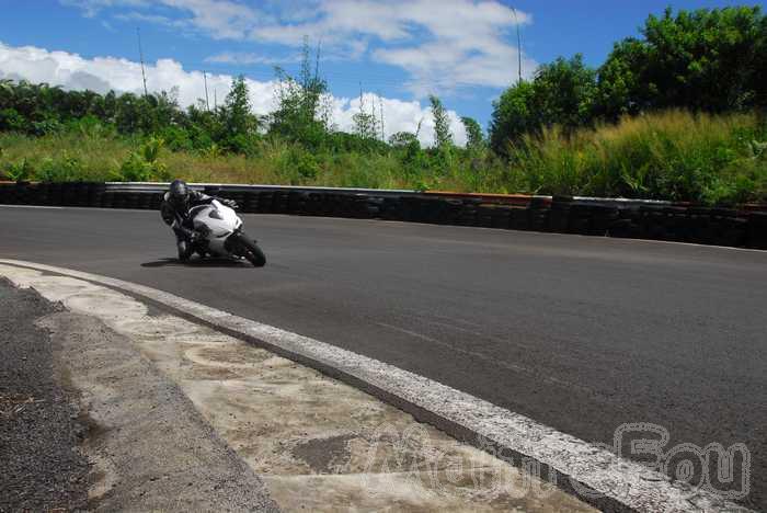 Photo MaitreFou - Auteur : Equipe MaitreFou - Mots clés :  moto run roulage tmvr circuit felix guichard soleil dragster cyclo ufolep tmvr 