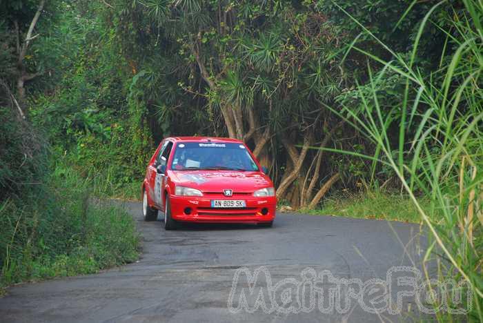 Photo MaitreFou - Auteur : Mickael G. et Bruno L. - Mots clés :  auto rallye voiture epg asa sud asas etang-sale etang sale platanes canots tapage pont mathurin 