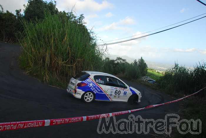 Photo MaitreFou - Auteur : Mickael G. et Bruno L. - Mots clés :  auto rallye voiture epg asa sud asas etang-sale etang sale platanes canots tapage pont mathurin 