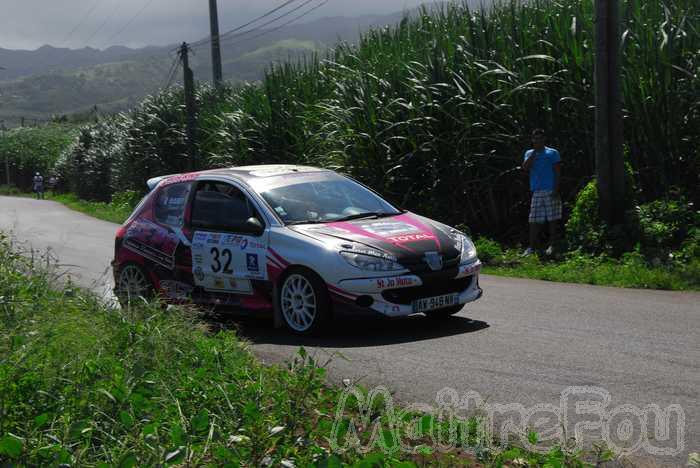 Photo MaitreFou - Auteur : Mickael G. et Bruno L. - Mots clés :  auto rallye voiture epg asa sud asas etang-sale etang sale platanes canots tapage pont mathurin 