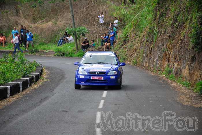 Photo MaitreFou - Auteur : Equipe MaitreFou - Mots clés :  auto rallye voiture sud canots reunion tour auto 