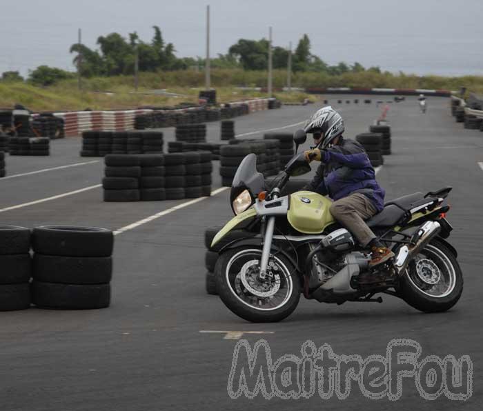 Photo MaitreFou - Auteur : MaitreFou - Mots clés :  auto moto 